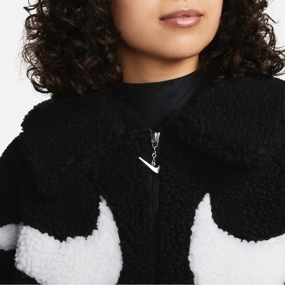 Nike Sportswear Swoosh
Women's Full-Zip Jacket - Picture 2 of 2